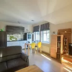 Komfortplus Appartement mit 1 Schlafzimmer und Balkon im Dachgeschoss 060